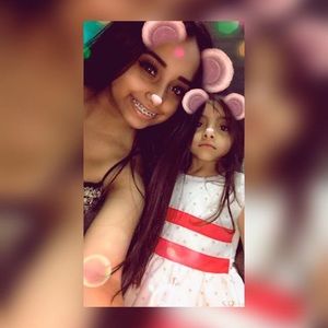 Meet your Posher, Daniela